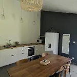 La Grange Maen *