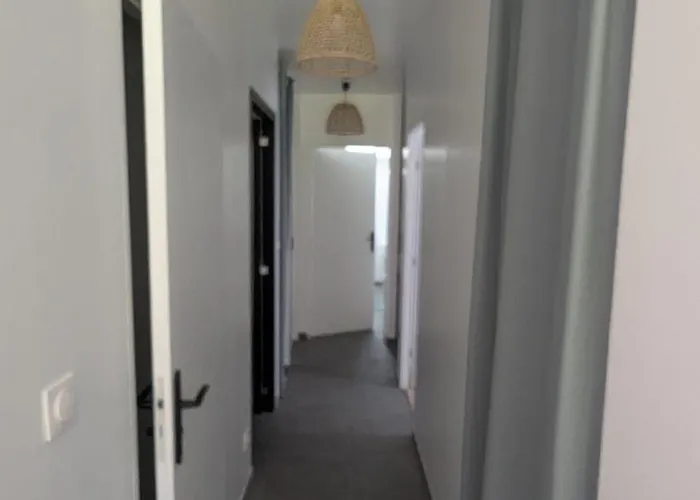 La Grange Maen Vakantiehuis *